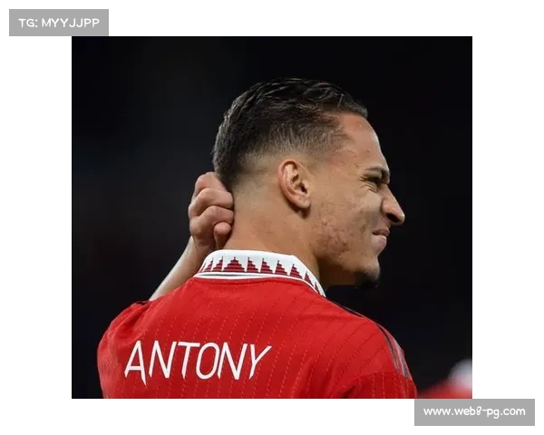 曼联澄清未追求16岁前锋 菲林传闻疑为经纪人炒作 曼联澄清未追求16岁前锋 菲林传闻疑为经纪人炒作